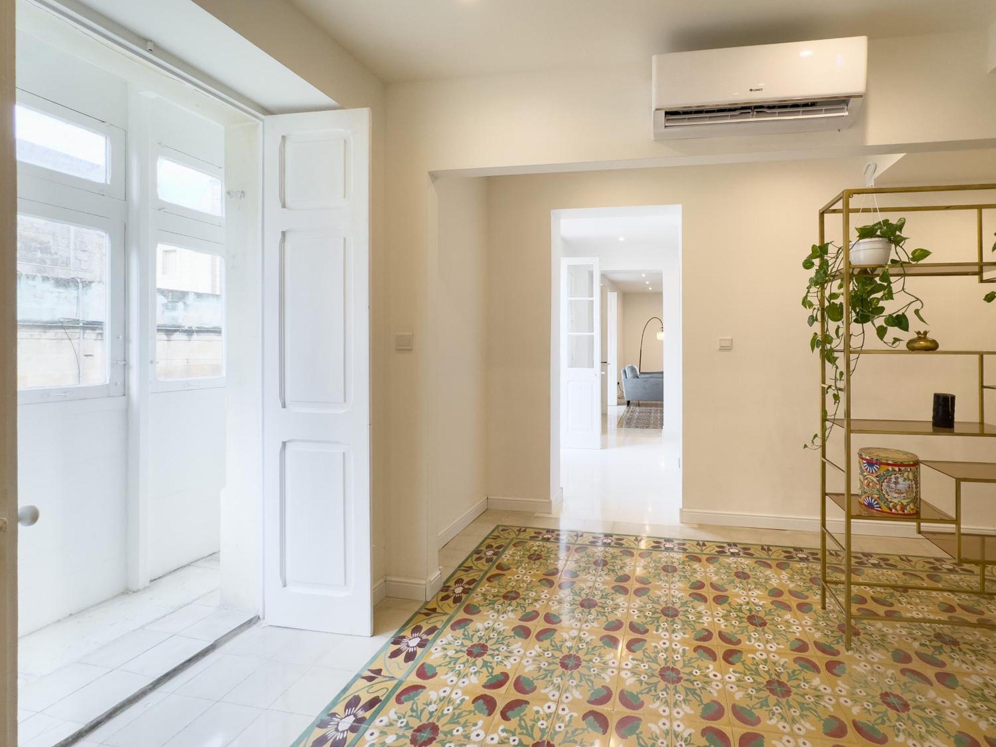 Florette Suite Designer Finish With Stunning Lounge Terrace By Arcobnb Флориана Экстерьер фото