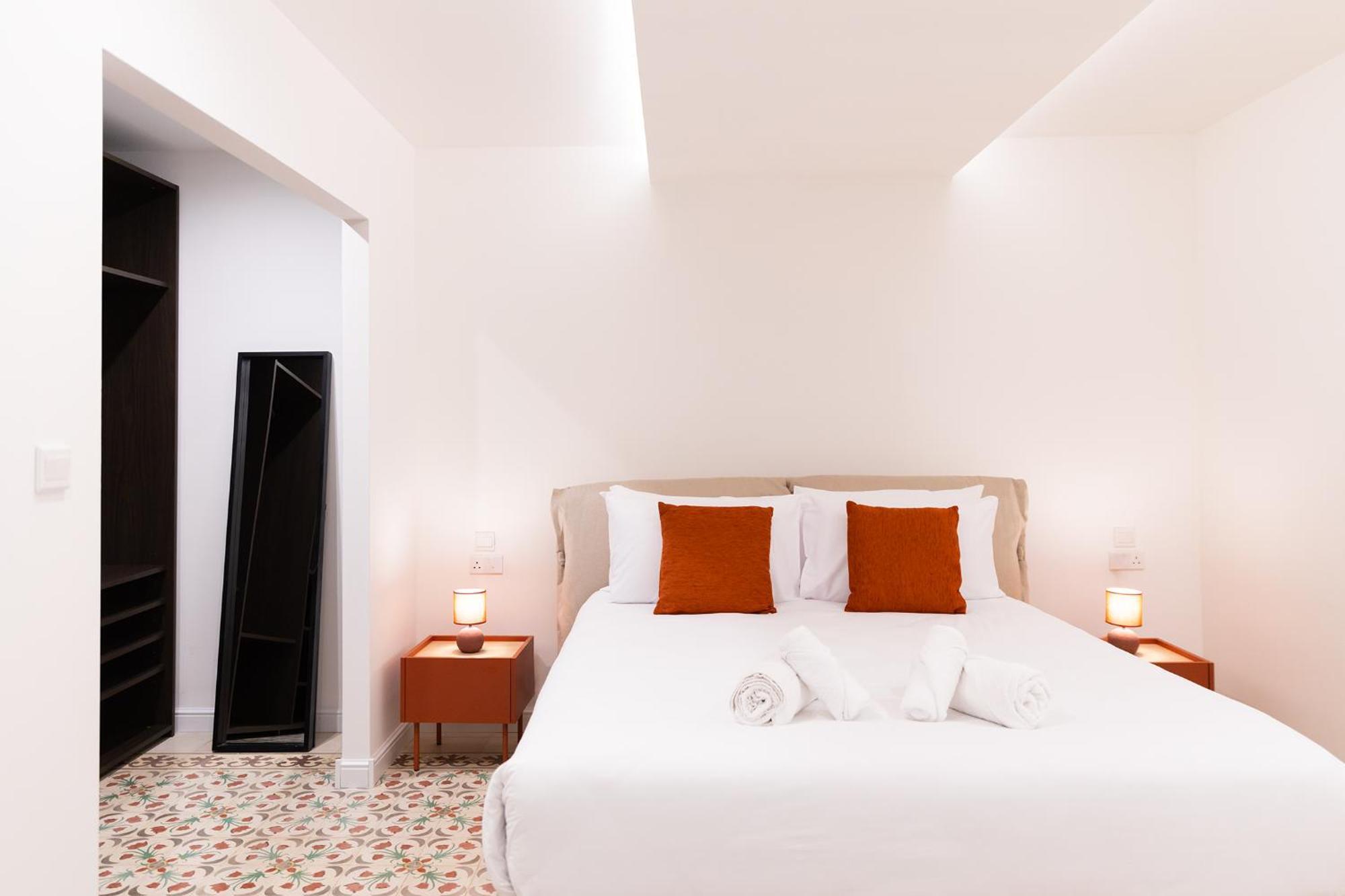 Florette Suite Designer Finish With Stunning Lounge Terrace By Arcobnb Флориана Экстерьер фото