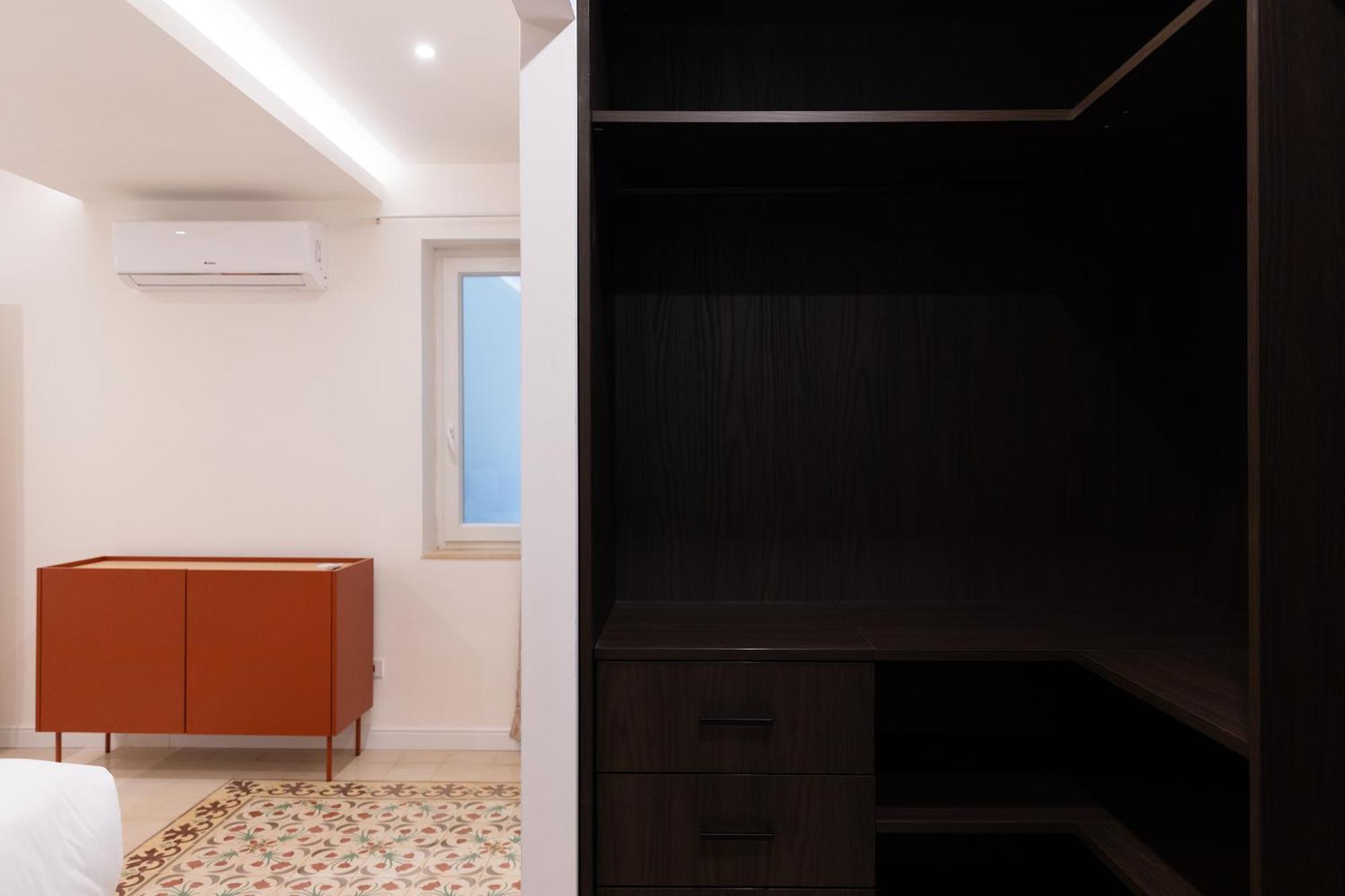 Florette Suite Designer Finish With Stunning Lounge Terrace By Arcobnb Флориана Экстерьер фото